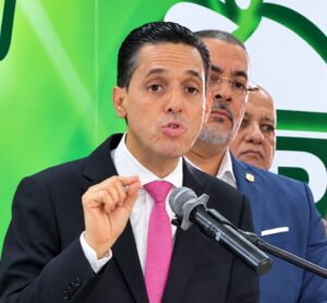 FP denuncia que combustibles han aumentado hasta un 95 % y exige cuentas por RD$460 mil millones recaudados en impuestos