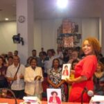 Jeisy Tejada convierte sus caídas y nuevos comienzos en un libro para inspirar a otras mujeres