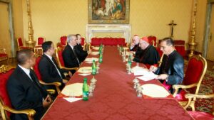 Abinader aborda con el Vaticano la crisis de Haití, la guerra en Irán y la situación de Cuba
