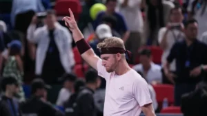 Davidovich Fokina derrota al futuro número 1 Zverev y alcanza la final del Masters de Shanghái