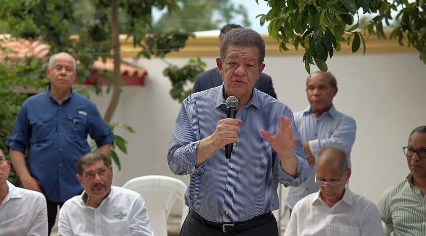 “Los dominicanos tenemos que unificarnos” ante los desafíos del DR-CAFTA, afirma Leonel Fernández
