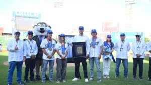 Licey rinde homenaje a los hermanos Pigozzi, medallistas de oro de los Juegos Santo Domingo 2026