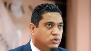 Kelvin Cruz: un ministro recalcitrante
