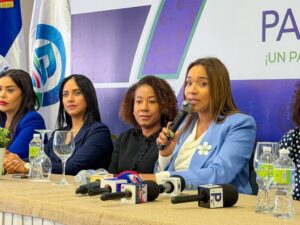País Posible llama a las mujeres a prevenir cáncer de mama: “Detectarlo a tiempo salva vidas”