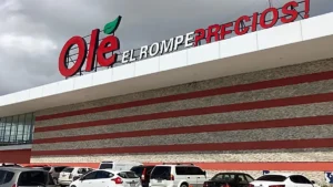 Hipermercados Olé dice estar al día con bonos tras paro laboral