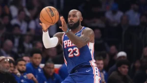 LeBron James inicia su temporada 24 con la mira puesta en otro campeonato