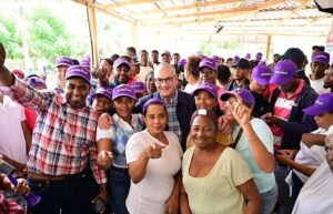 Gonzalo recorre siete localidades de Hato Mayor y reafirma que gobernar es resolver