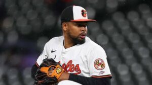 Notifican a MLB sobre denuncias de violencia que pesan sobre el lanzador Yaramil Hiraldo