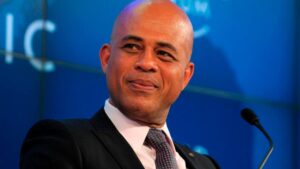 Martelly busca volver a presidir Haití pese a sanciones