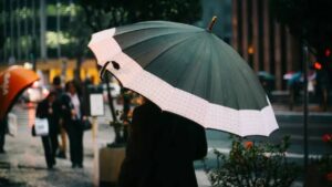 ¡Pendientes al cielo! Indomet alerta sobre aguaceros, tronadas y ráfagas de viento
