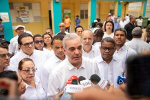 Video- Abinader dice autoridades de seguridad RD se mantiene en sesión permanente por escalada crisis Haití