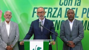 Durante gobiernos de Leonel Fernández el país produjo arroz suficiente para consumir y exportar