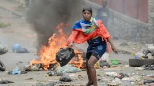 Médicos Sin Fronteras alerta sobre una «explosión de violencia» en Puerto Príncipe