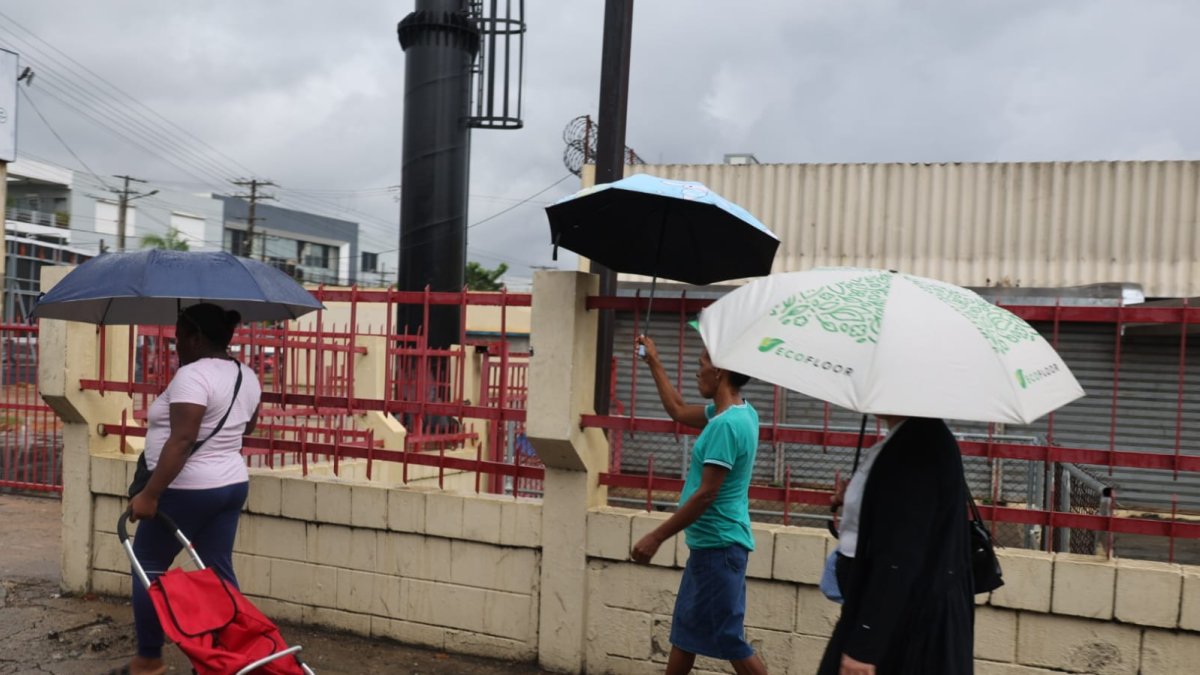 Sigue la alerta en 11 provincias por vaguada e intensos aguaceros