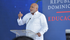 Roberto Fulcar descarta candidatura presidencial para 2028; apoyará a otro aspirante