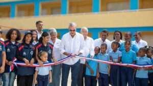 Gobierno invierte RD$192 millones en dos escuelas en San Pedro de Macorís
